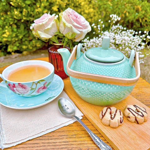 Wannabe Tea Pot with Stainless Steel Strainer (500 ml)